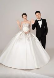 -雅云婚纱摄影工作室旗舰店