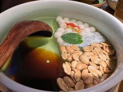 -吃饭皇帝大(长宁龙之梦店)