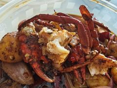 -休记光头香辣蟹干锅店(衣冠庙店)