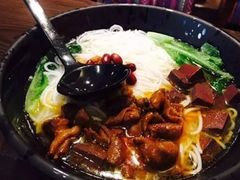 -姑娘手·陕西手工面·肉夹馍(象峰店)
