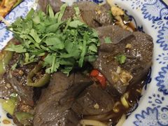 麻辣鸭血-东四民芳餐厅(世茂工三店)