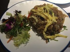 -美奈小馆·越南料理(中航城君尚购物中心店)