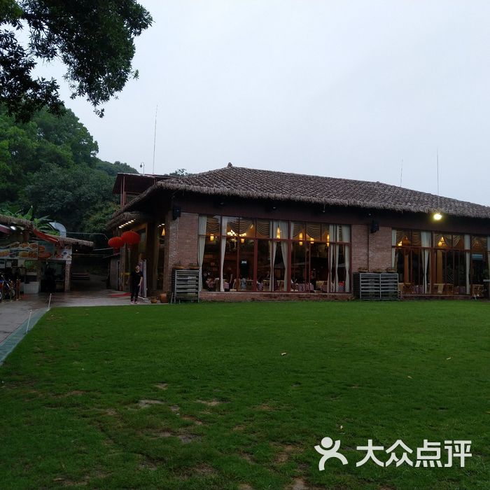 红城堡庄园主题餐厅