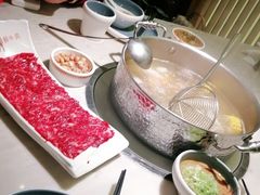 -左庭右院鲜牛肉火锅(浦江欢乐颂店)
