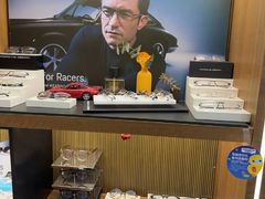 -一代眼镜(浦东大拇指广场店)