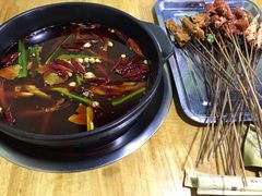 麻辣锅-灌县老妈砂锅串串香(万科红生活广场店)