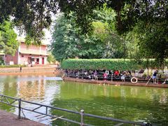 -侯臣咖啡文化村