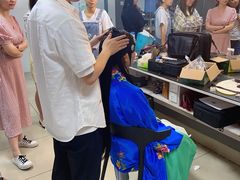 -群丽化妆摄影美甲纹绣培训学校