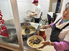 -文山荷鲜居(翠湖店)