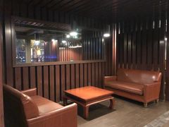 等位区-星巴克(张家港谷渎港店)