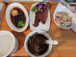 -爱妈月子会所(汕樟总店)