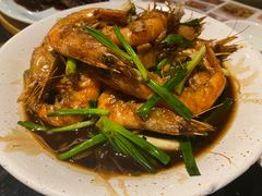 油爆基围虾-老头儿油爆虾·知味杭州(爱琴海购物中心)