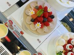 -花花卷卷·鲜食蛋糕(静安久光百货店)