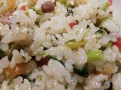 -蜜桃餐厅·伴山(湖滨商业街店)