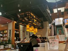 -SISYPHE BOOKS西西弗书店(龙湖滨江天街店)