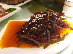 -兔行天下-鸿鹤鲜锅兔(中海国际店)