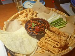 -魏铭鱼头捞饭(晋阳路店)