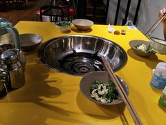 -周幺妹重庆老火锅(银泰城总店)