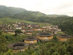 -初溪土楼群