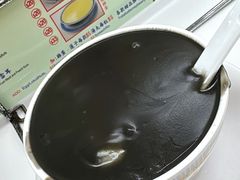 石磨芝麻糊-翠苑甜品专家(北角道店)