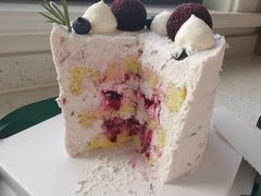 杨梅香缇奶油蛋糕-山与蓝·轻糖鲜果蛋糕(勒泰店)
