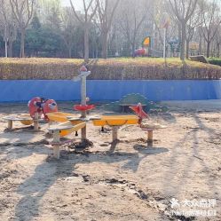 -酷酷兔少儿拓展天地