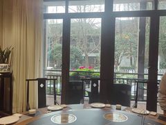 -黔蘑菇四季餐厅(观山湖店)