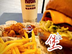 -The Habit Burger Grill 哈比特汉堡(爱琴海店)
