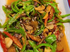 炒鸡杂-百年粉蒸牛肉