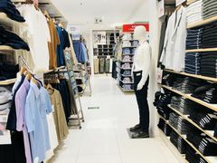 -优衣库(上海金桥国际商业广场店)