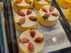 -皇冠幸福里动物奶油生日蛋糕(万达店)