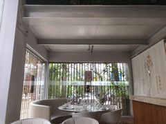 靠窗位-周三的情书花园餐厅(江北店)