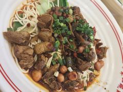 -犟一碗双椒鸡面(得意世界店)