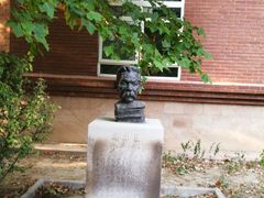 -北京市海淀外国语实验学校