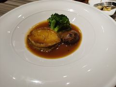 甄品鲍鱼会花菇-香樟花园法式铁板烧(恒隆广场店)