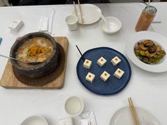 -品海楼·大连海胆锅贴馆(东港店)