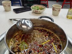 -俭让佬妈现卤串串(温江总店)