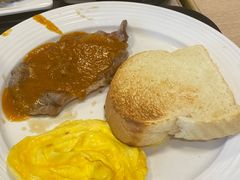 即煎嫩牛炒滑蛋牛油多士-大家乐(广州宝岗店)