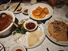 -关东小磨东北菜(漕河泾印象城店)