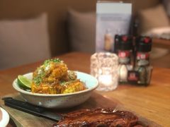 -ROAST coffee & eatery