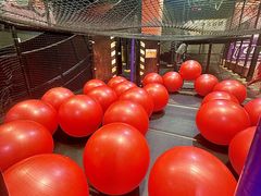 -Tenker Club弹刻极限主题公园 · 蹦床 · 团建 · 生日派对(大关店)