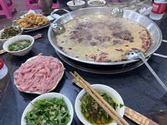 -储奇门鳝鱼火锅(总店)