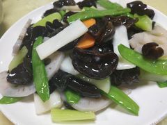 -鲤鱼塘农家山庄