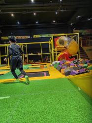 -蹦蹦跳跳(新奥购物中心店)