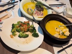 -港丽餐厅(来福士店)