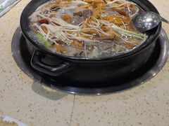 -九寨特色牦牛肉汤锅 羊肉汤锅