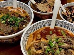 -粉吖吖·邵阳米粉(体育西路店)