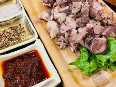 狗肉大块-老朴饭店(邮政街总店)