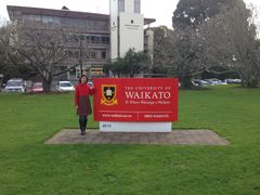 -怀托摩萤火虫洞