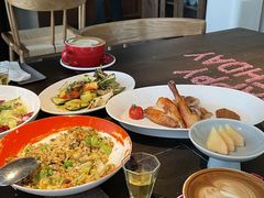 -九月里.自由花园餐厅